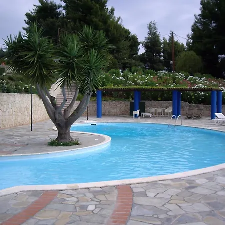 Villa Kassandra With Shared Pool By Rentalspro - Halkidiki